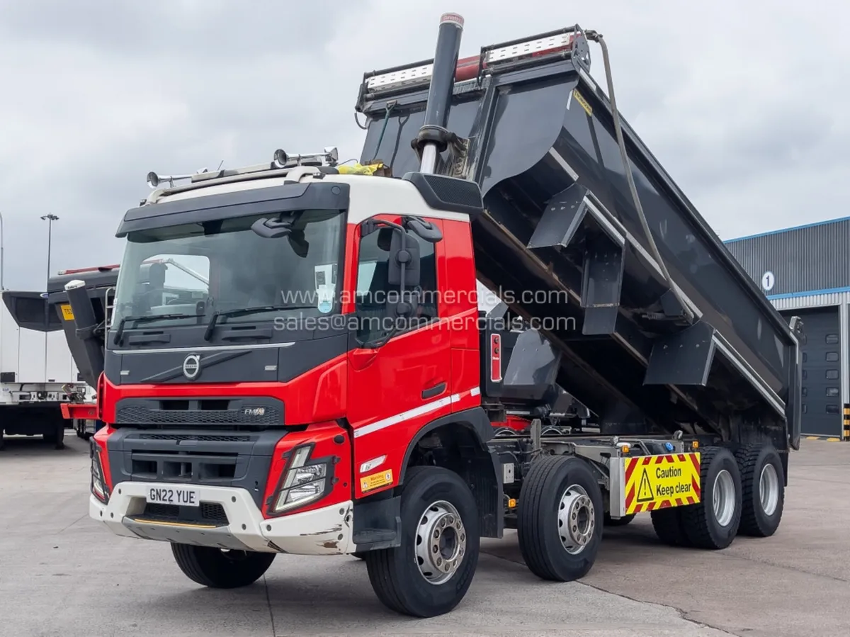 2022 VOLVO FMX 420 TIPPER - Image 2