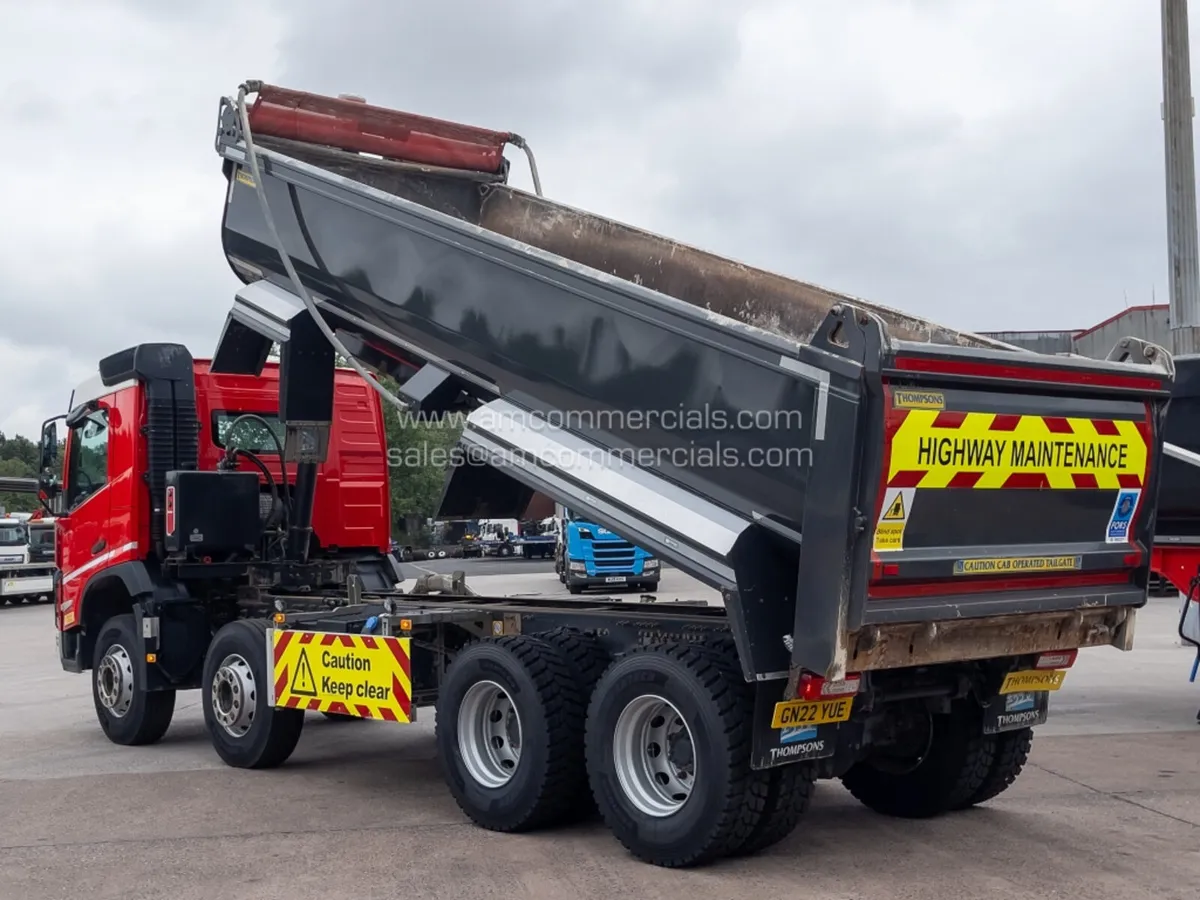 2022 VOLVO FMX 420 TIPPER - Image 3