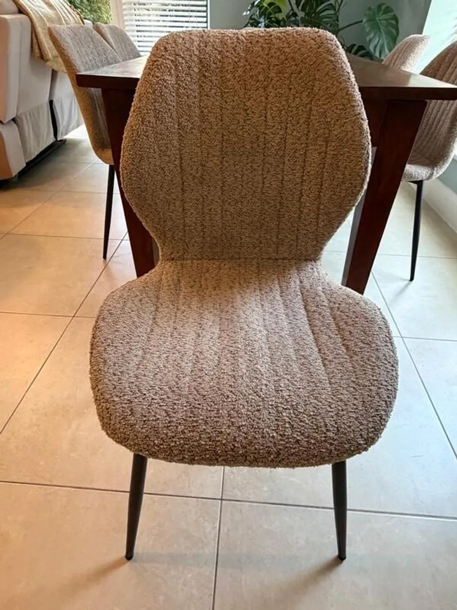 8 Dining chairs - Image 1