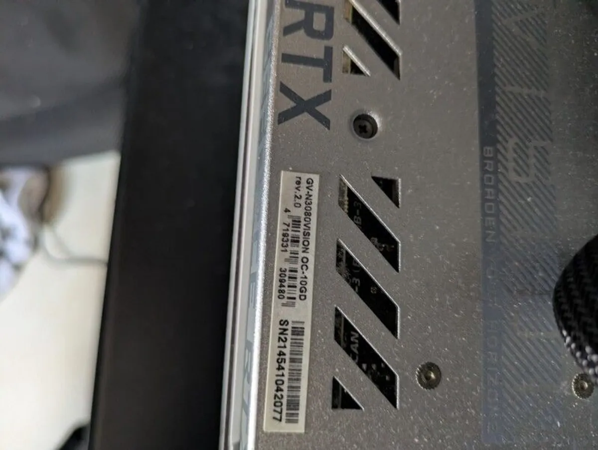 Geforce Gigabyte Vision Rev2 RTX3080 - Image 1