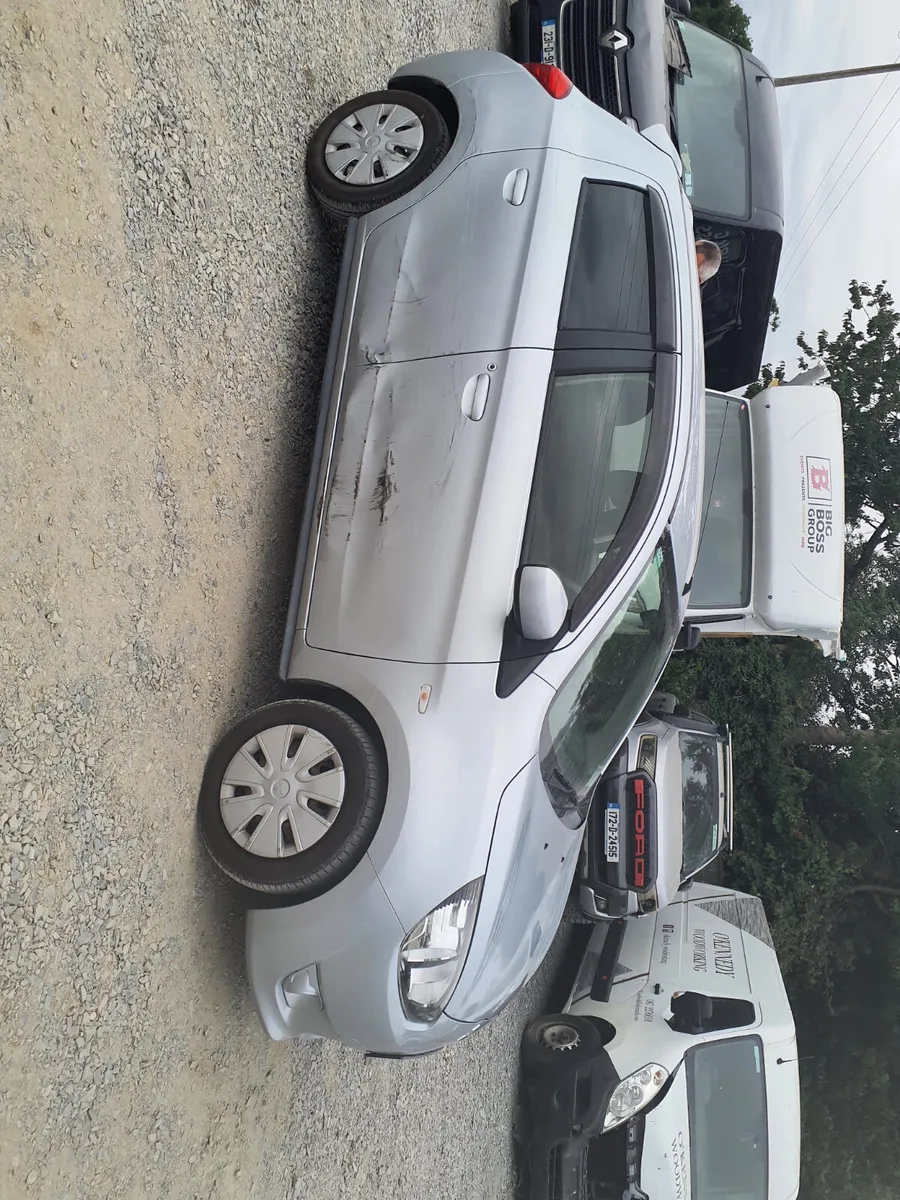Mitsubishi Mirage 2012 Automatic - Image 2