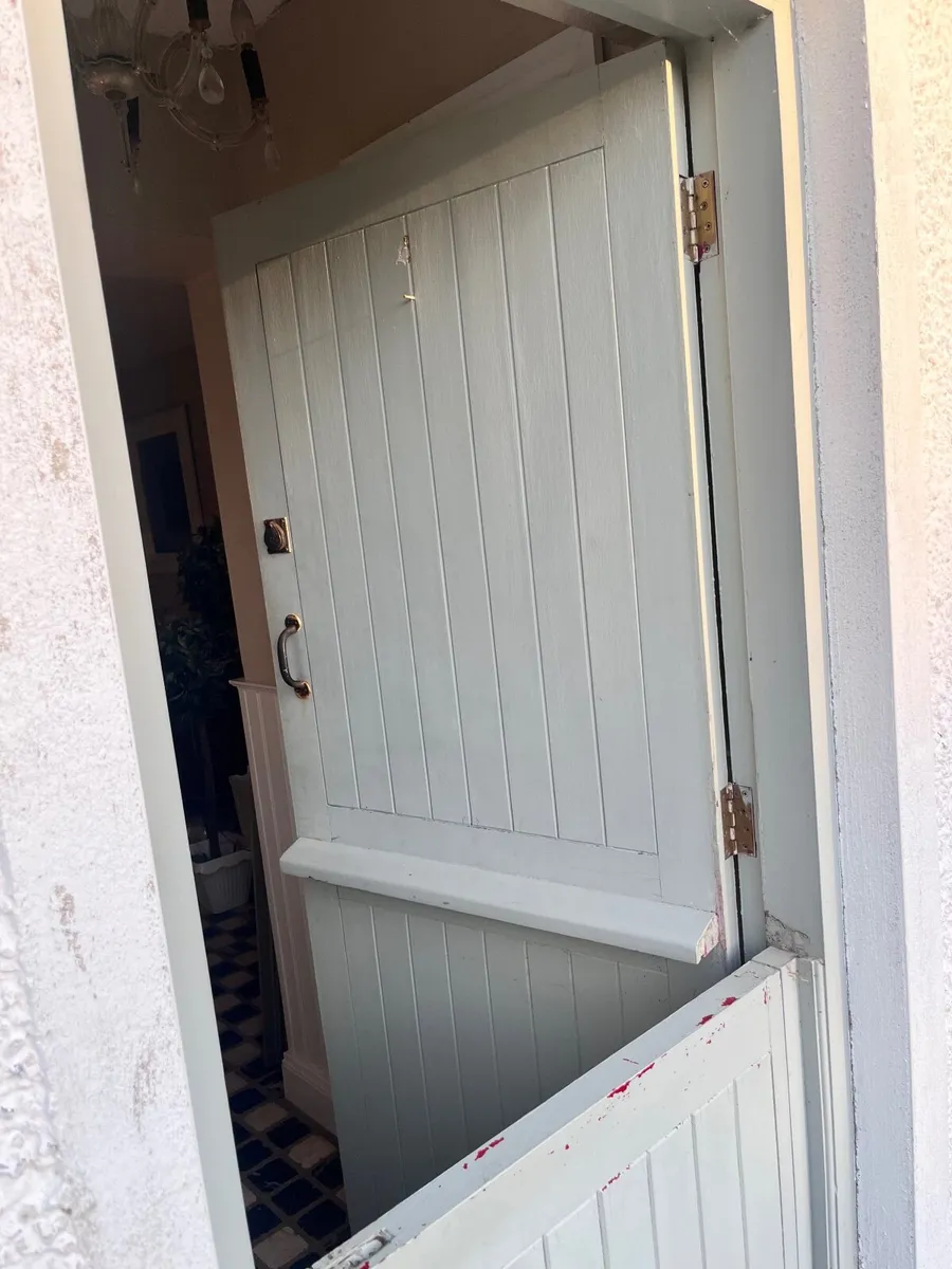 Country style door and half door - Image 3