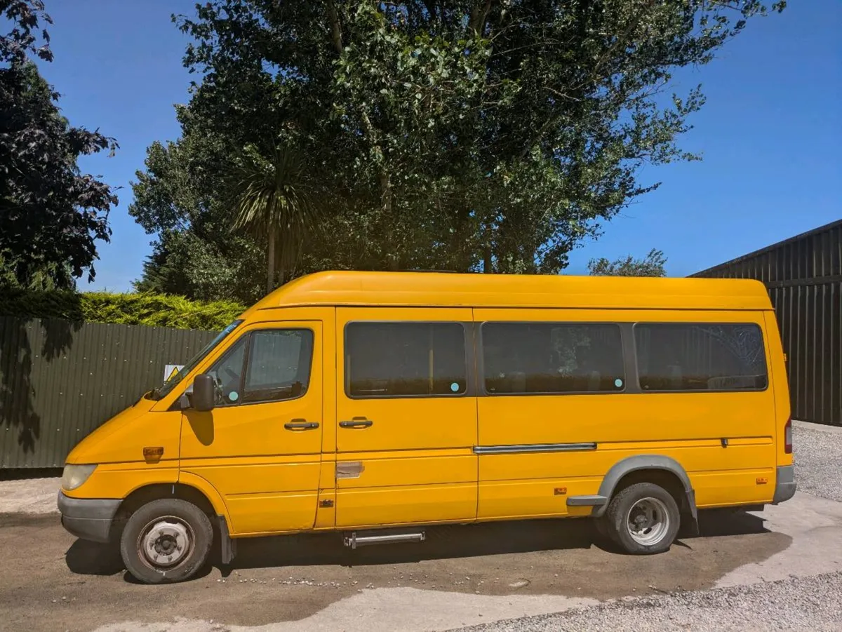 Mercedes minibus suitable for camper conversion - Image 3