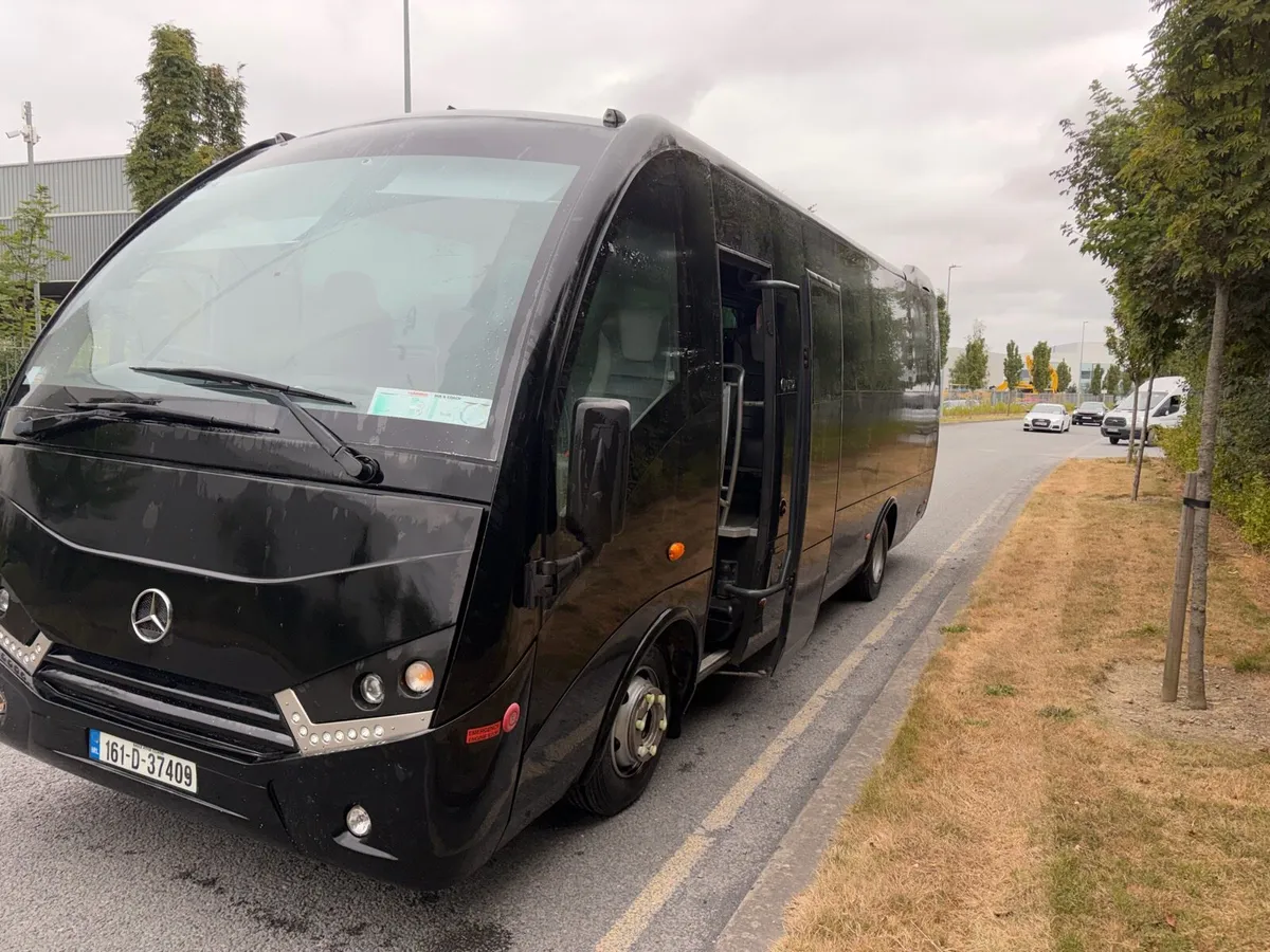 2016 Mercedes unvi 33 seater - Image 3