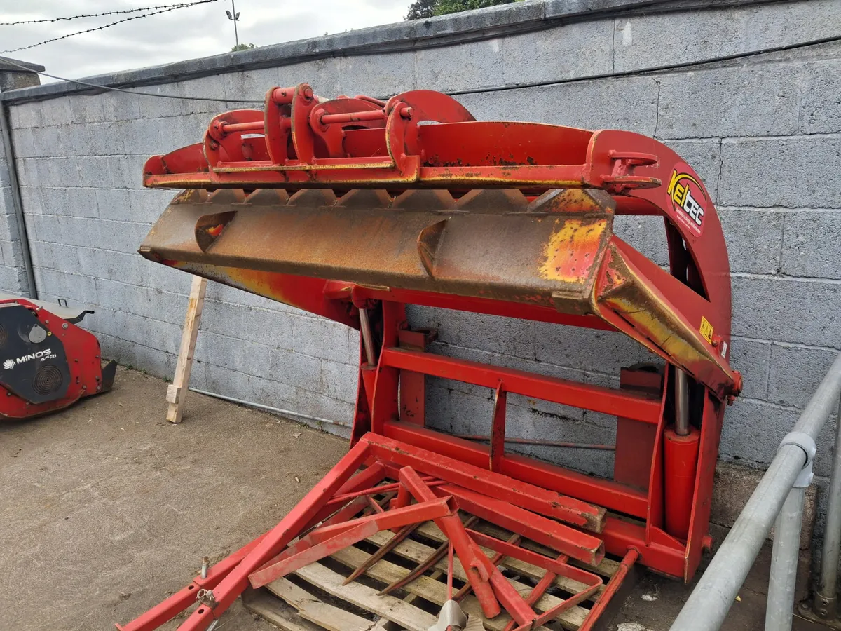 Keltec Bale slice with plastic catch - Image 2