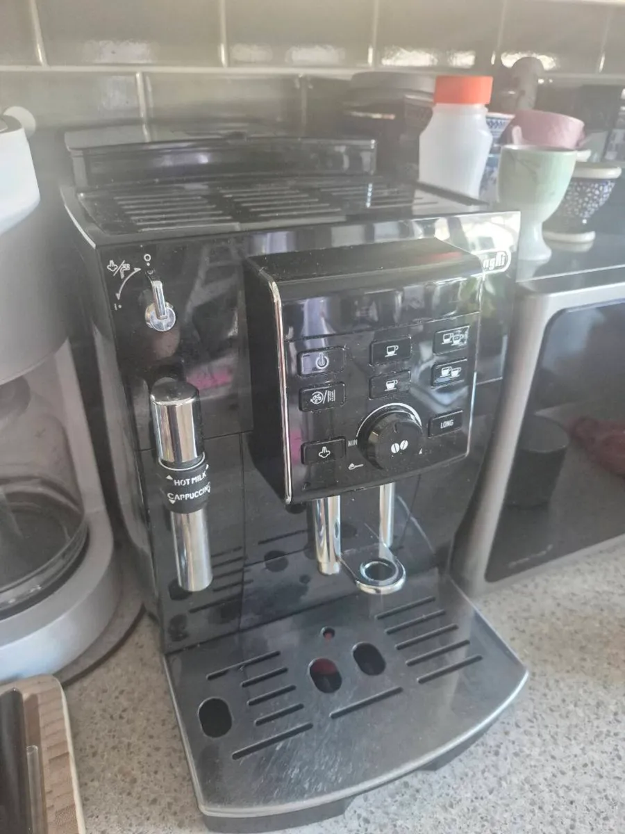 Coffee machine dlonghi ecan bean to cup - Image 2