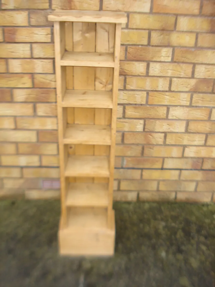 BEECHWOOD CD/BOOK SHELF/DISPLAY 5 TIER TOWER. - Image 2