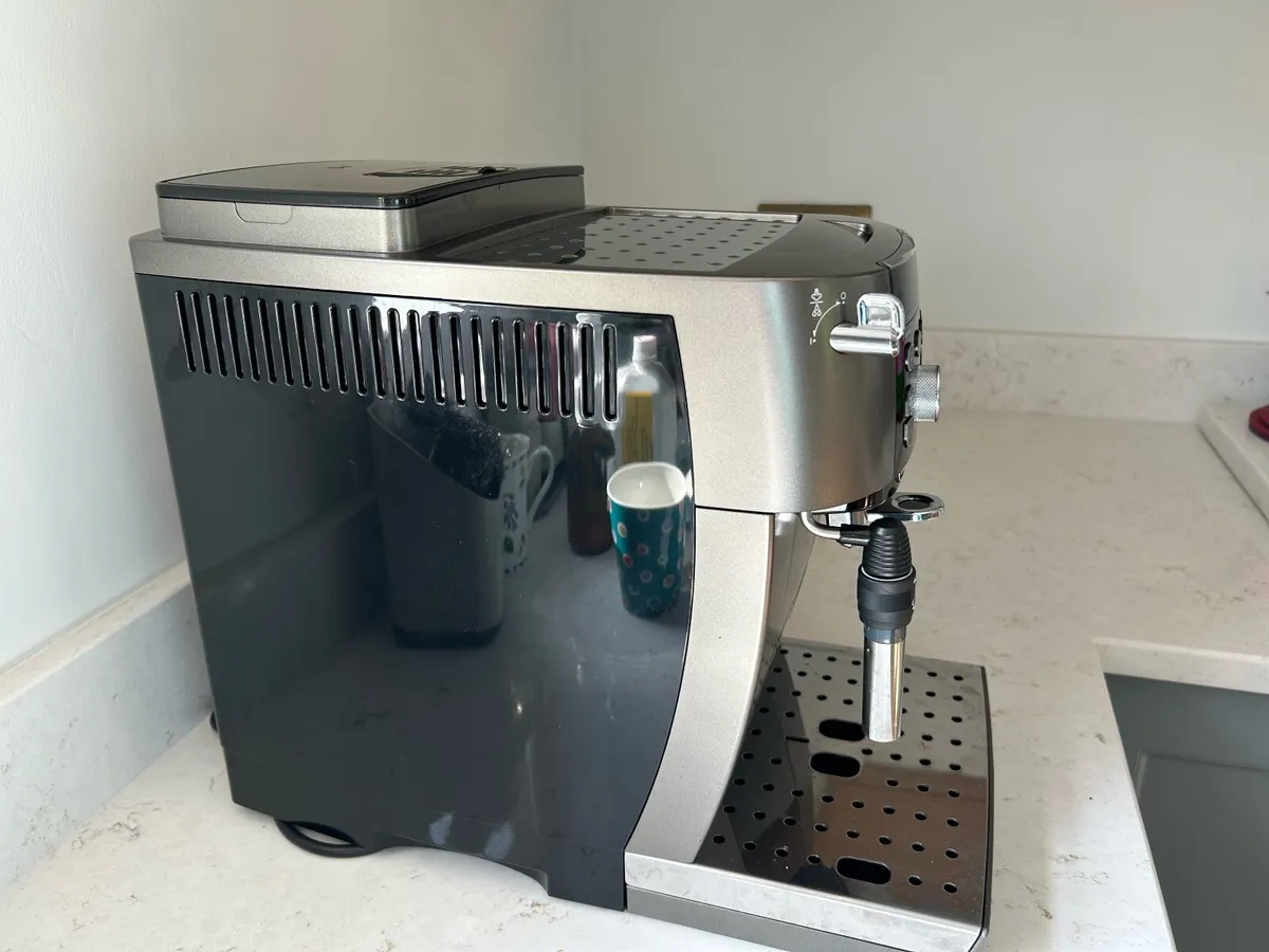 Magnifica S Smart Coffee Mach 41m Warranty - Image 3