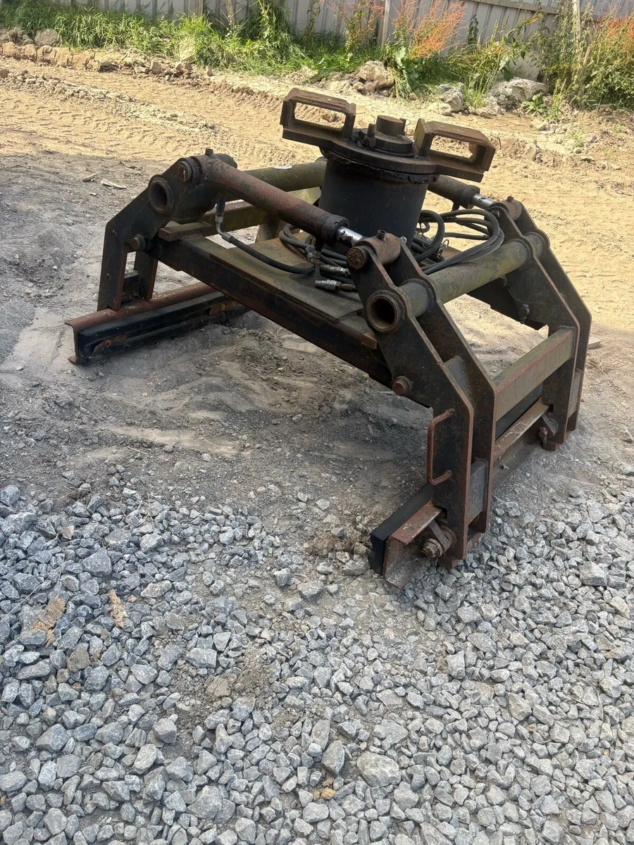 Hydraulic block grab - Image 1
