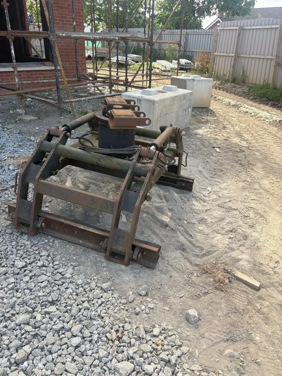 Hydraulic block grab - Image 3