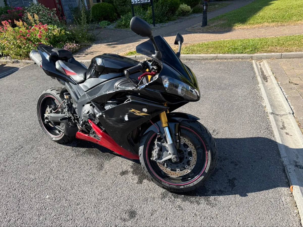 YAMAHA R1 2007 - Image 1