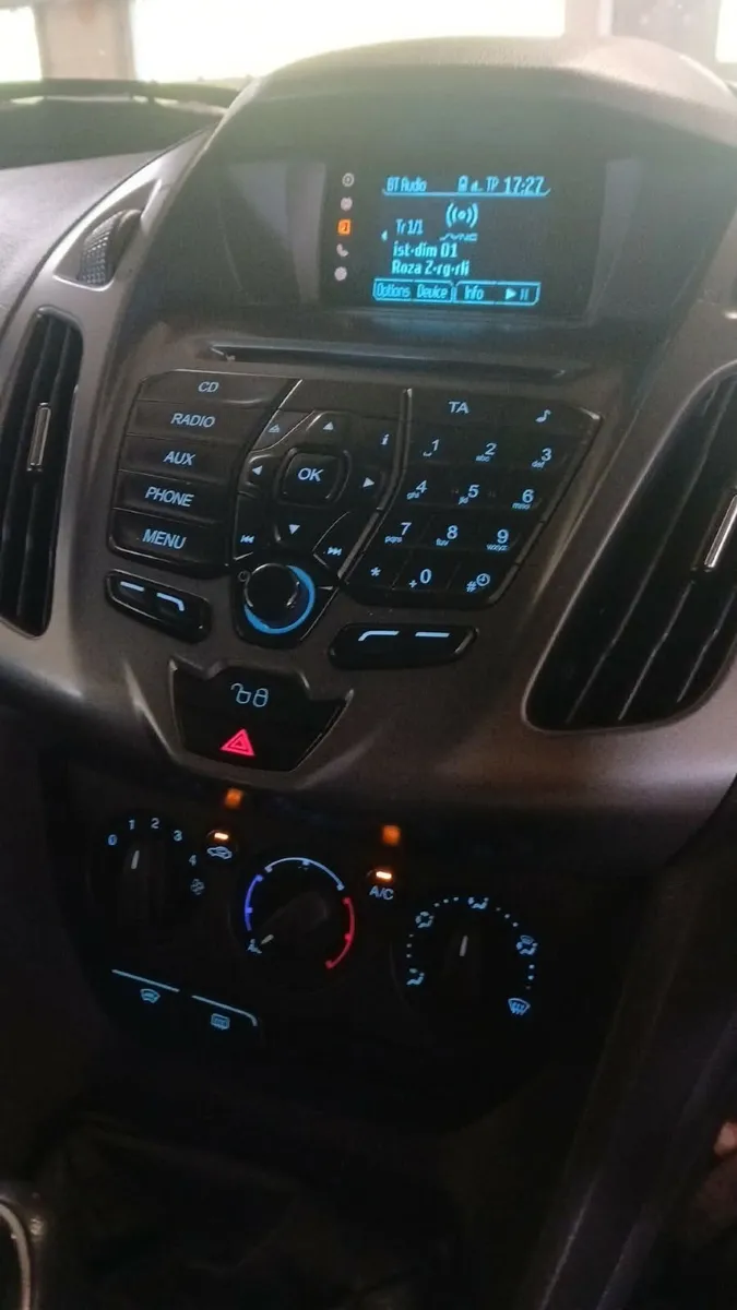 LWB Ford Transit Connect 2015 - Image 3