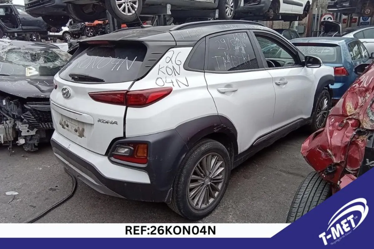 2021 HYUNDAI KONA BREAKING FOR PARTS - Image 1