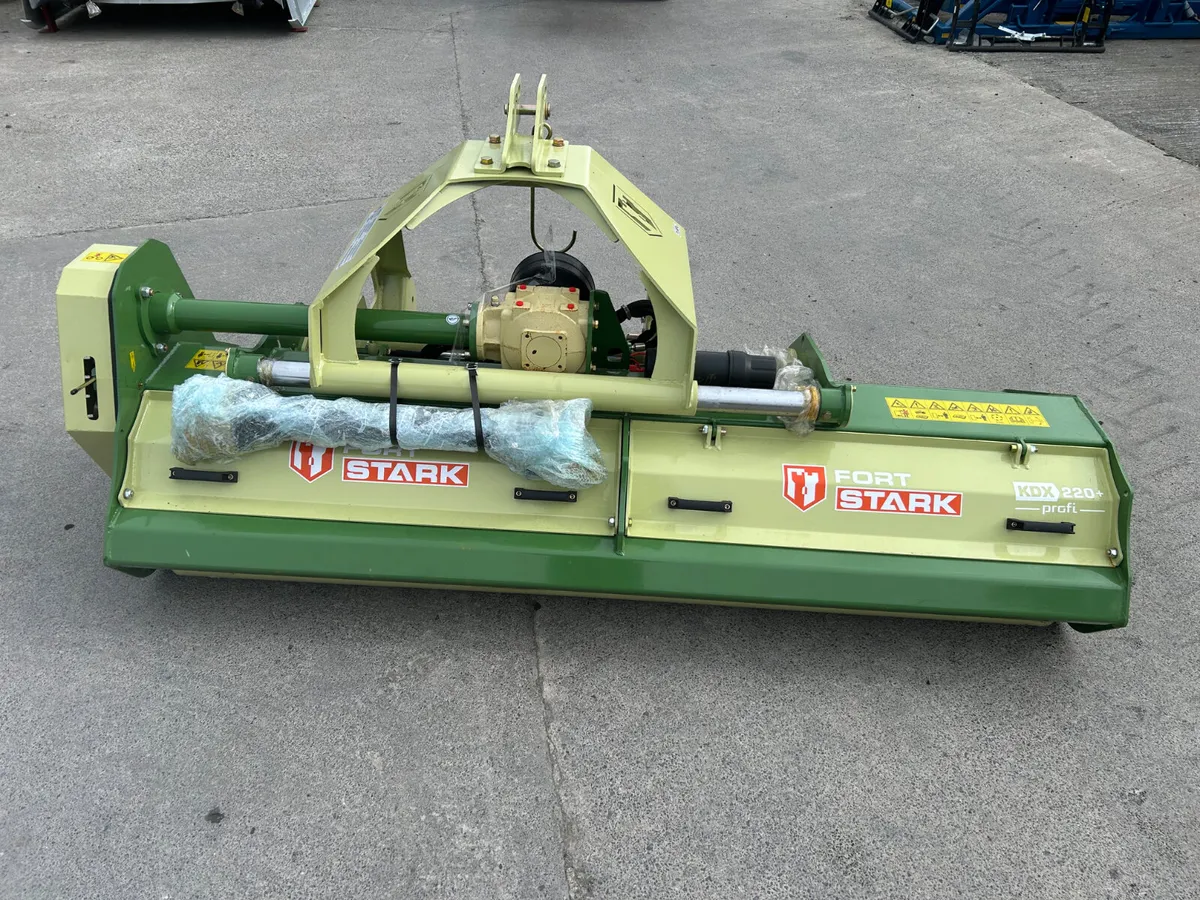 New Stark KDX220 Flail Mower - Image 4