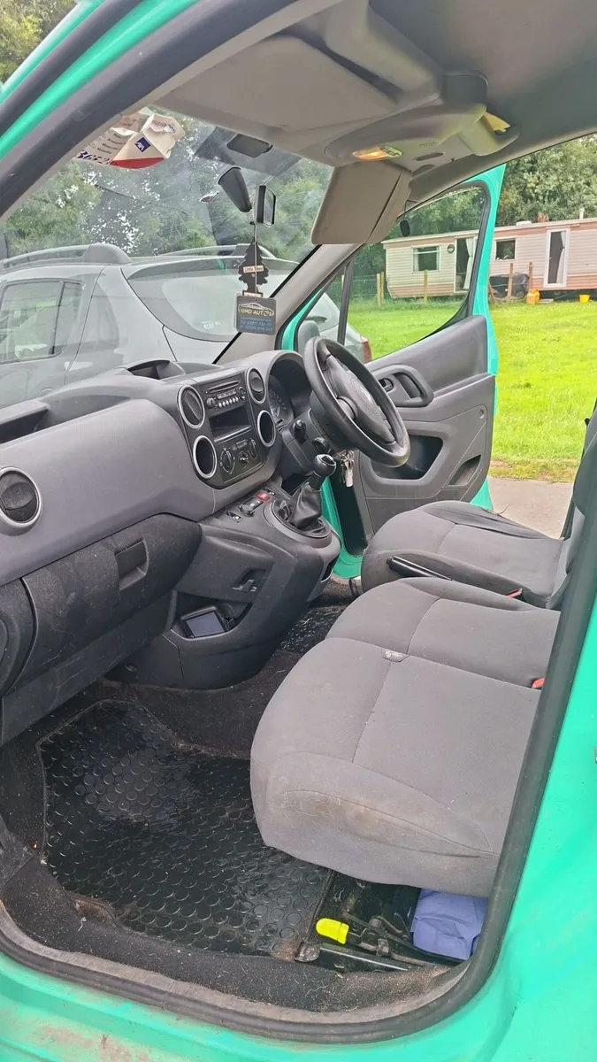 Citroen Berlingo 2016 - Image 2