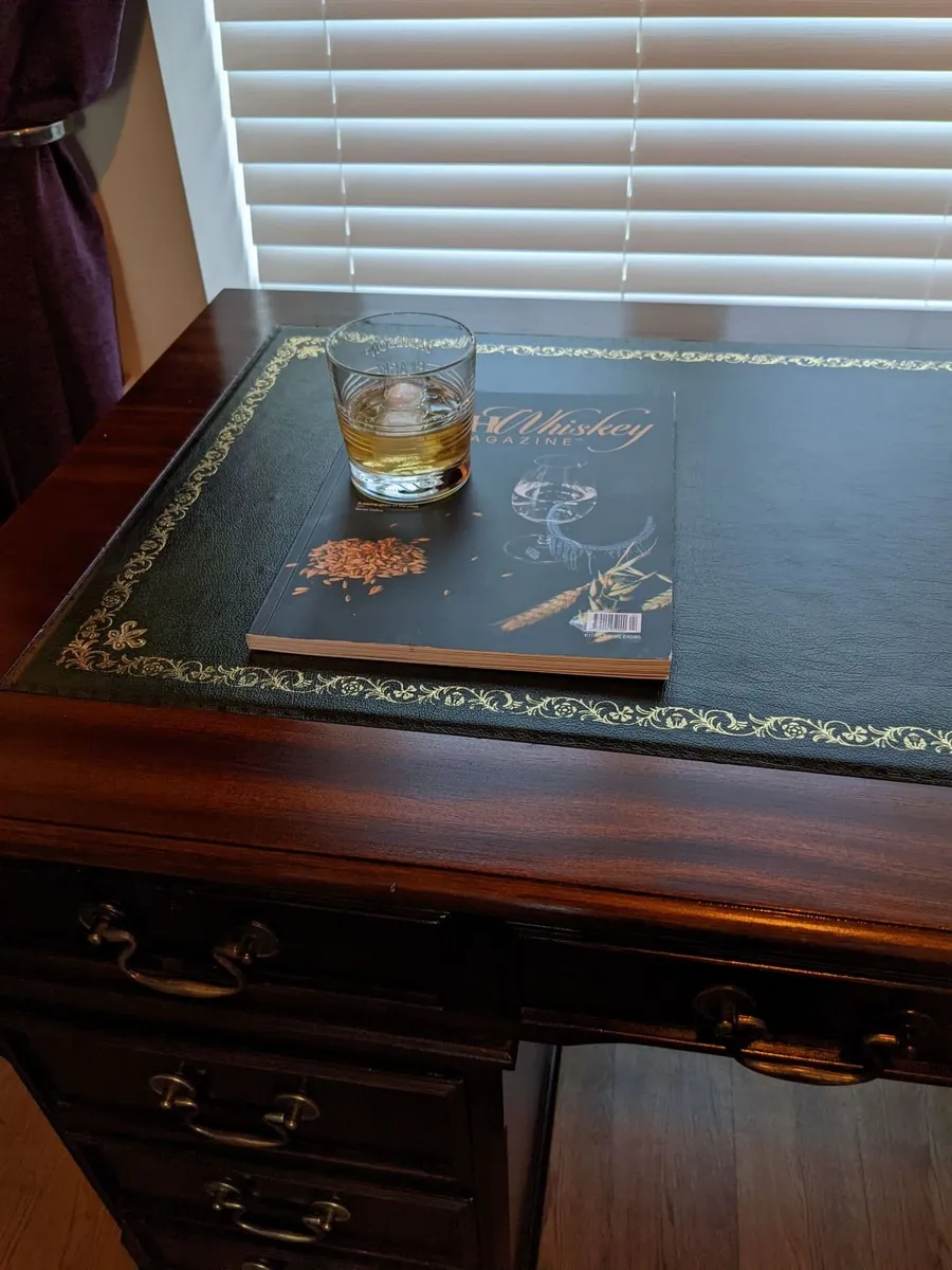 Vintage desk - Image 3