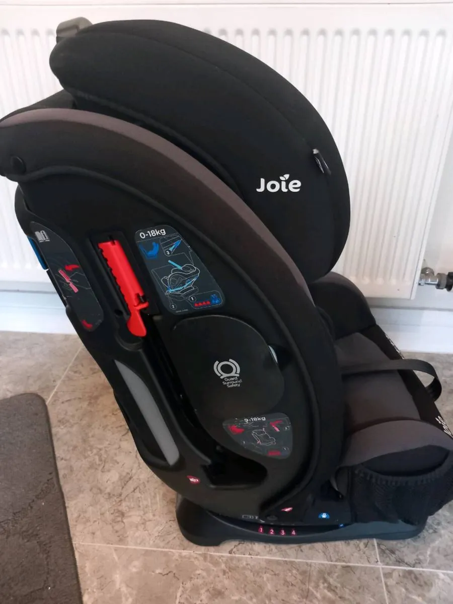 Joie Kids car seat. Not isofix - Image 4