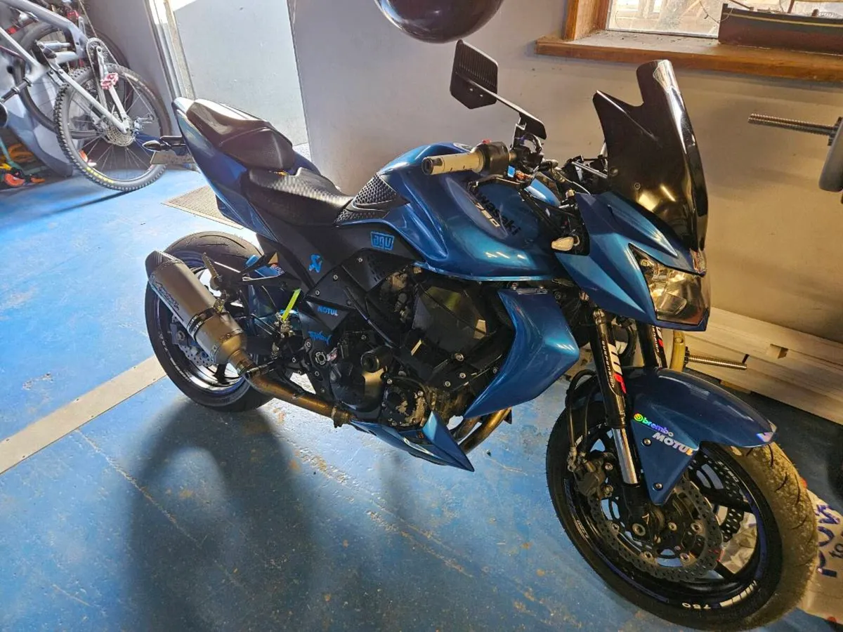 09 z750  kawasaki - Image 4