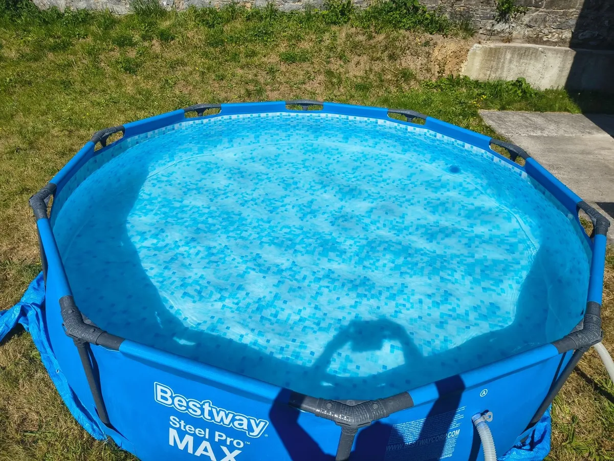 Bestway pool - Image 3