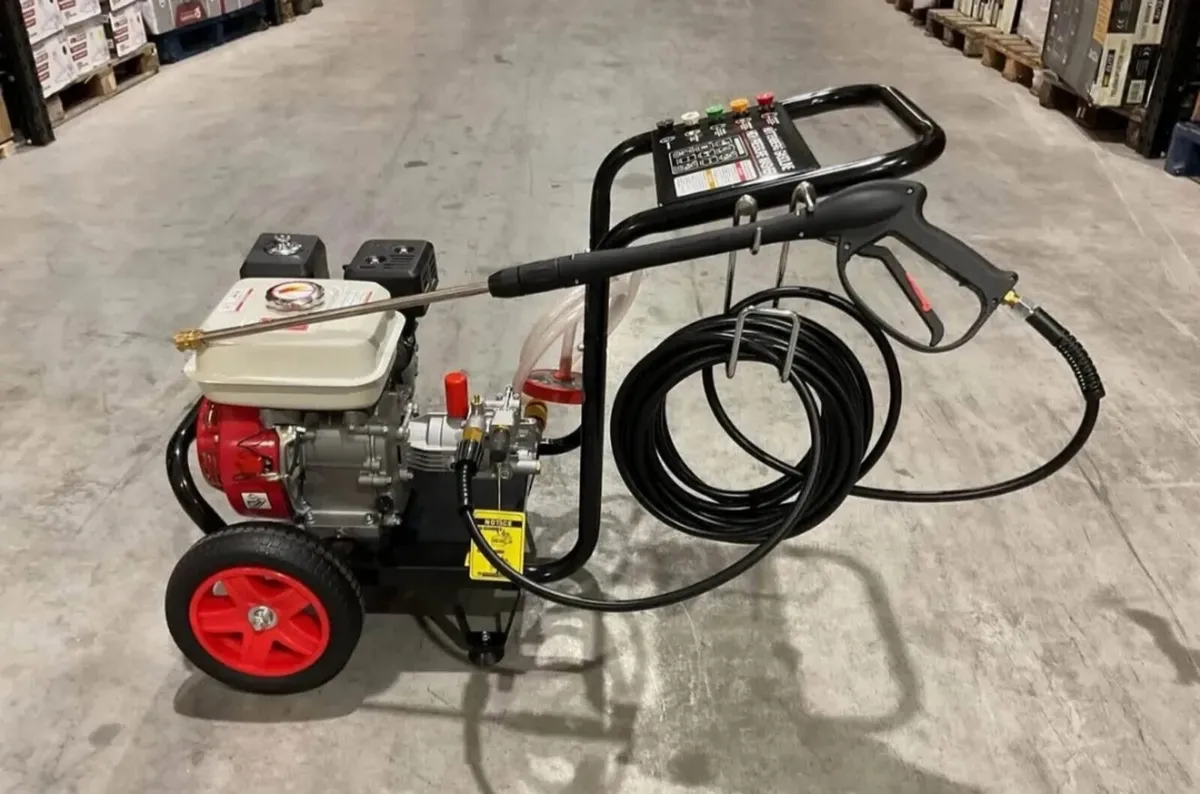 Huttenberg power washer 4500psi - Image 2