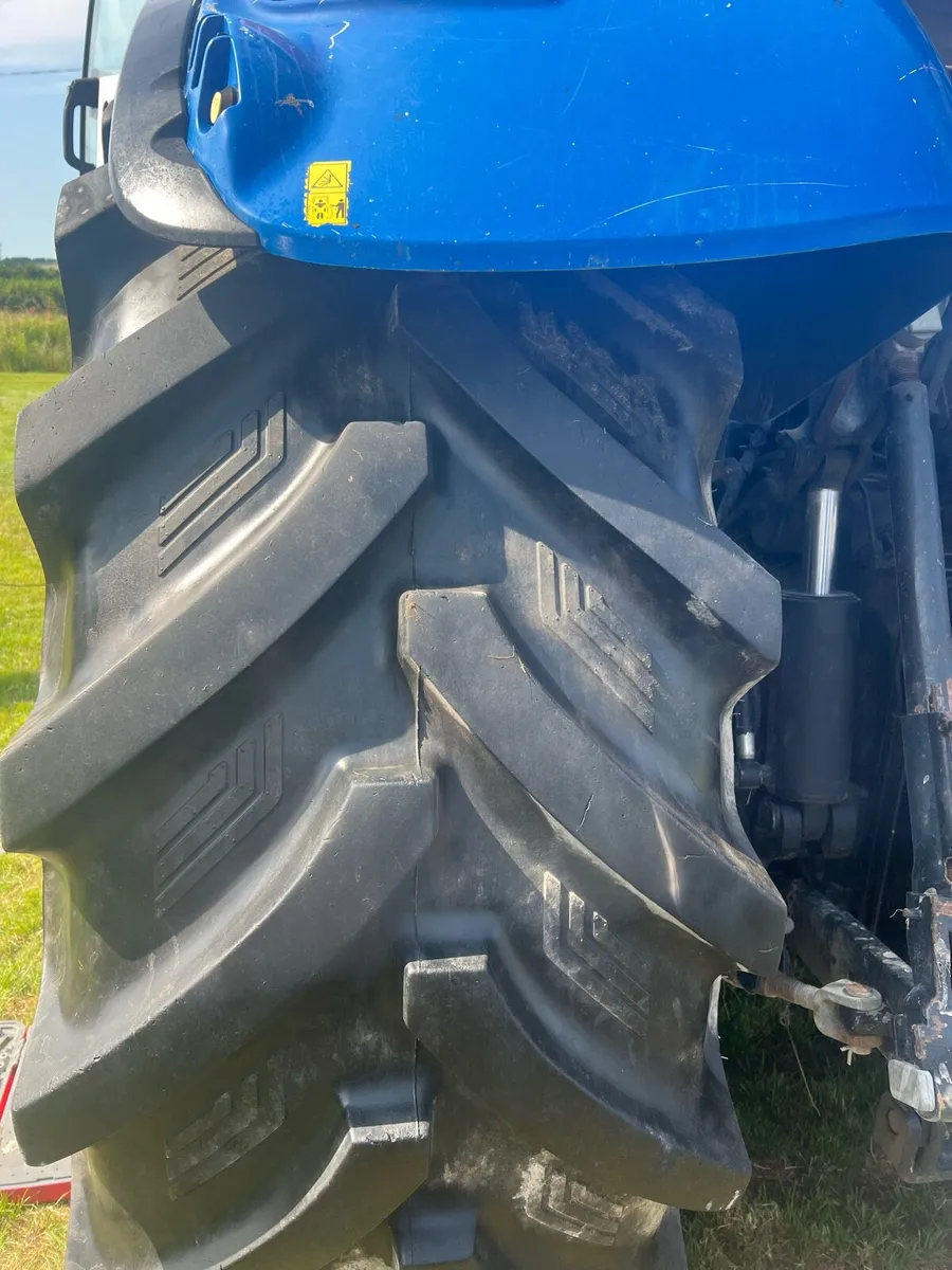BKT agriMax 710/70/38    600/65/28 - Image 2