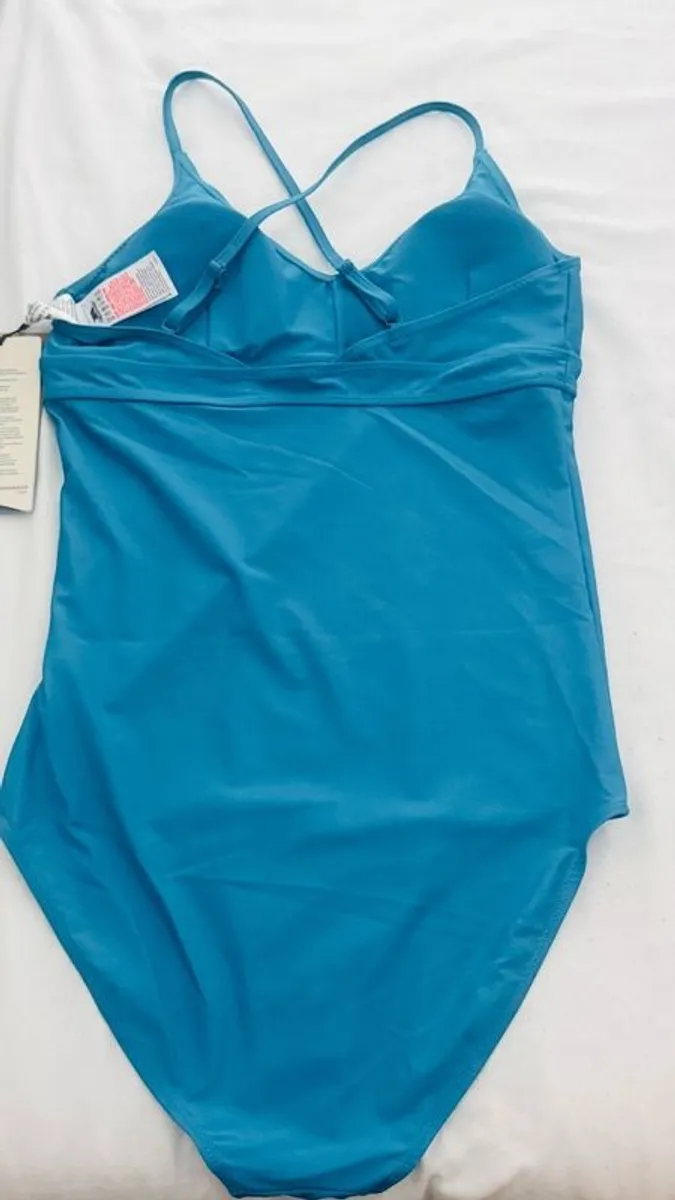 NEW Swimsuit with tags SIZE Medium - Swimmwear - Image 3