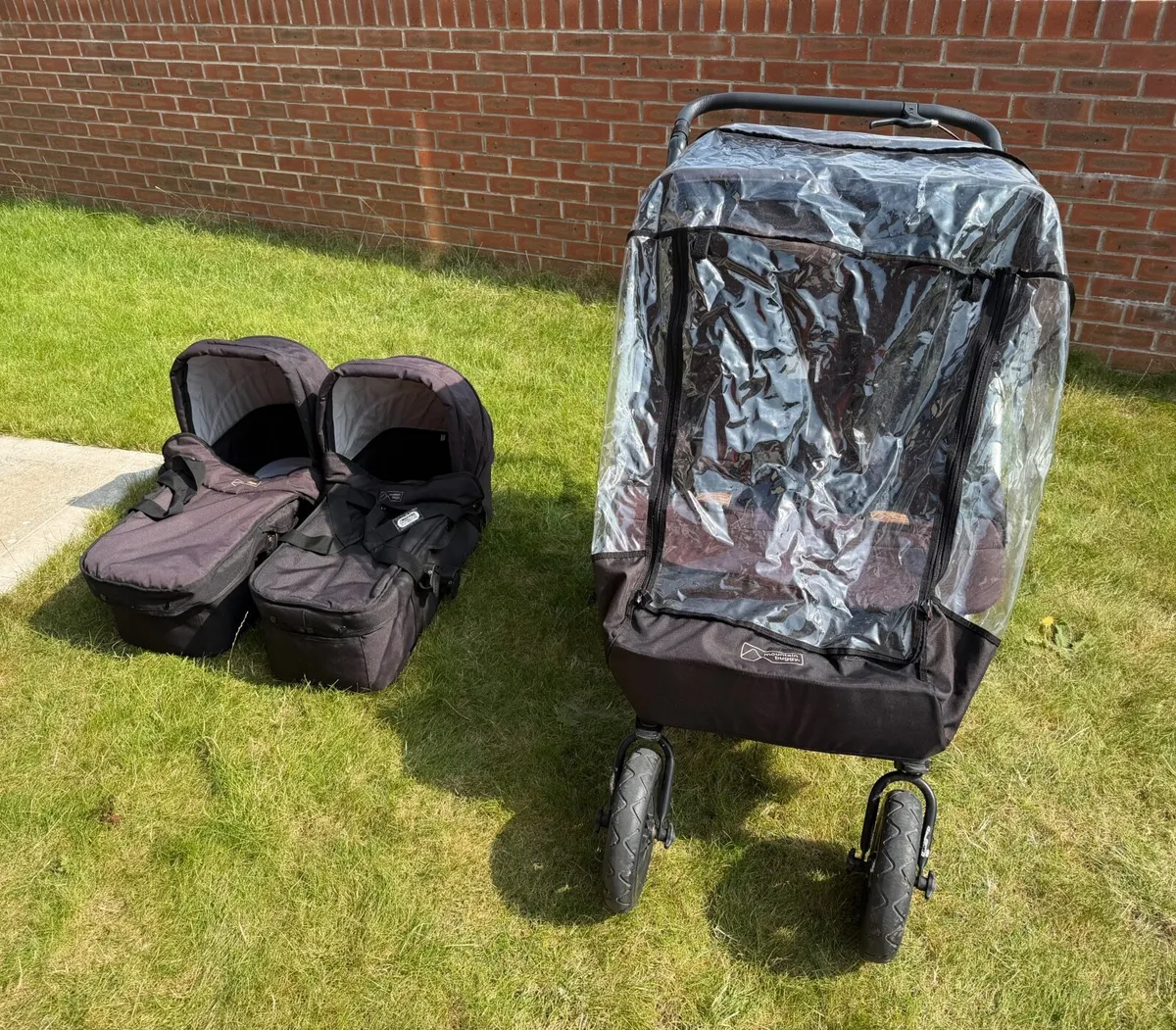 Mountain Buggy Duet Buggy - Image 1