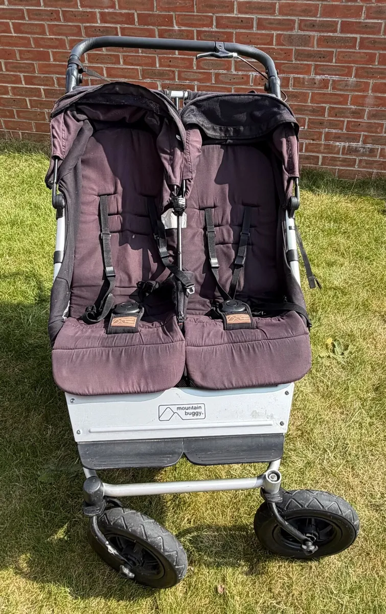 Mountain Buggy Duet Buggy - Image 2