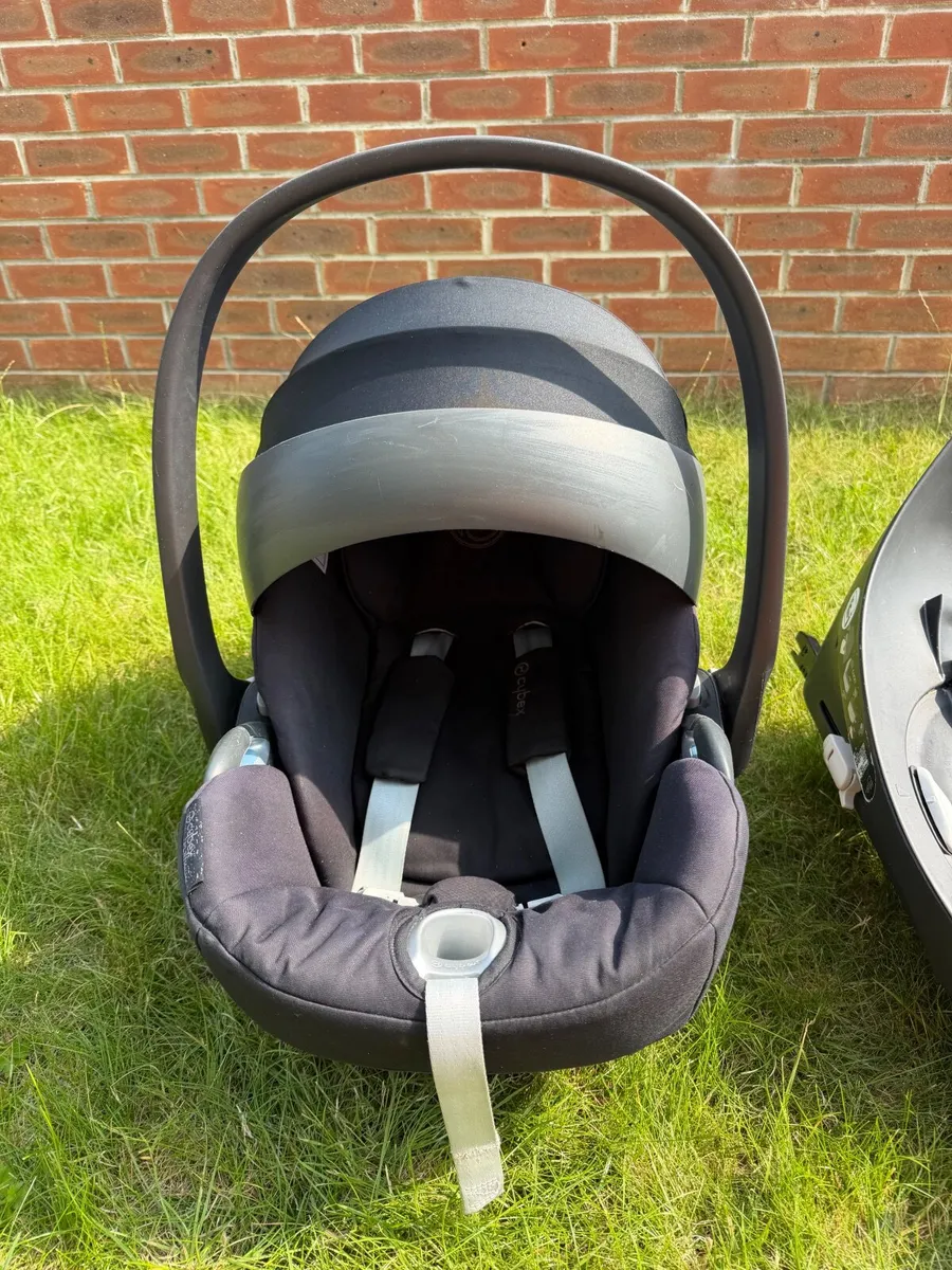 Cybex Cloud Z Car seat - Image 1
