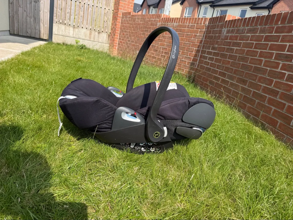 Cybex Cloud Z Car seat - Image 3
