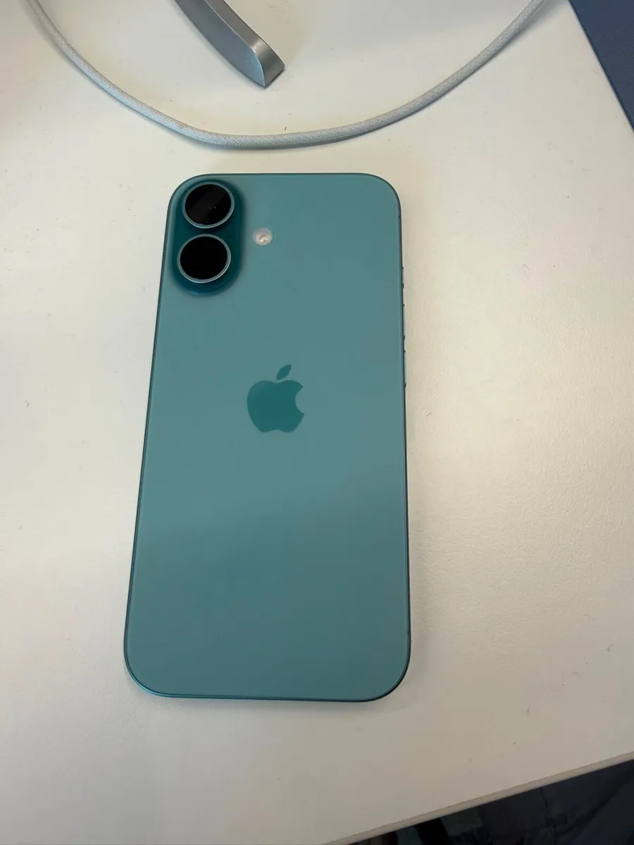 iPhone 16 blue 128gb - Image 3