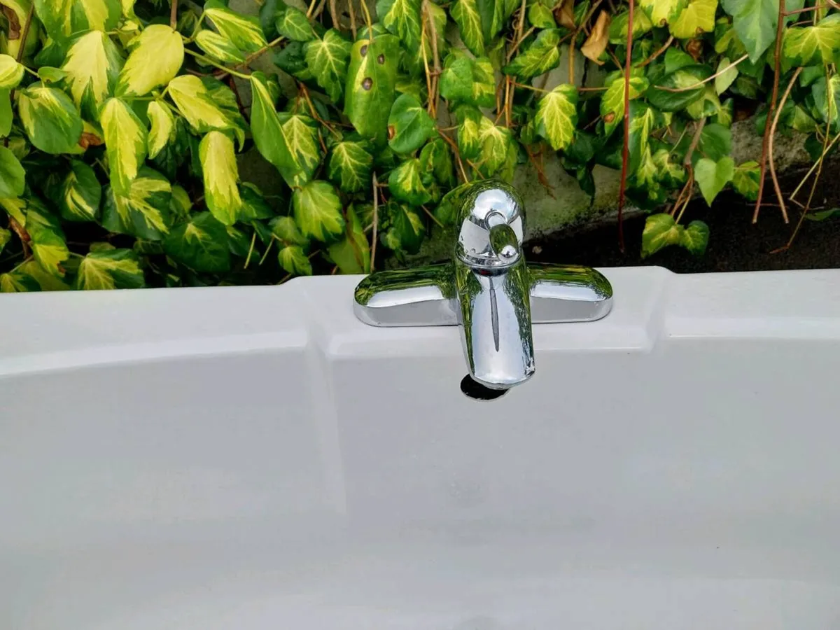 Bath - Image 2