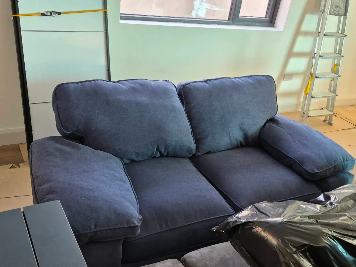 2 seater sofa bed - Image 1