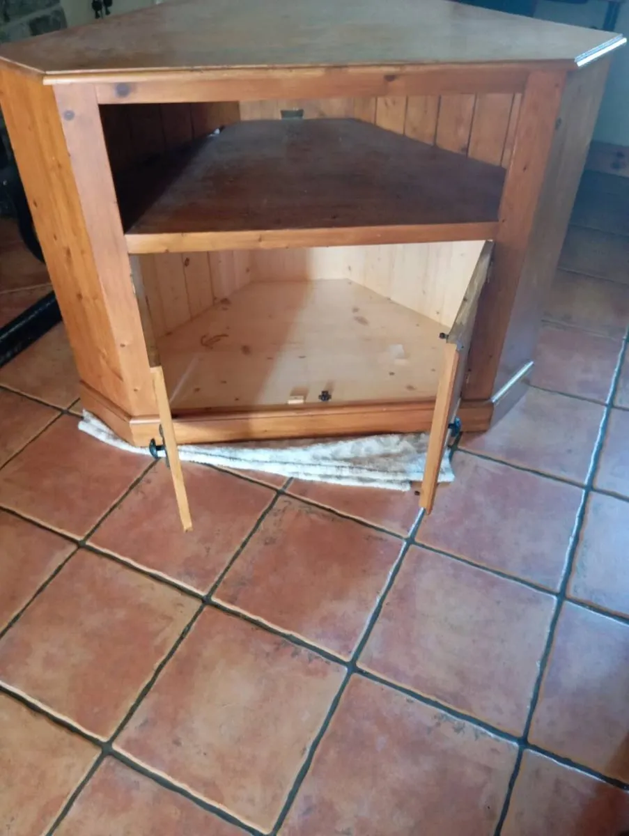 Corner TV unit - Image 2