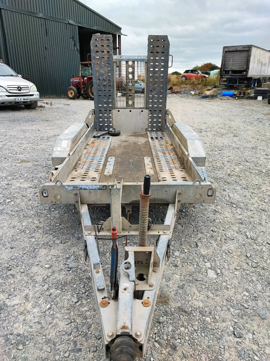 Plant trailer - Image 1