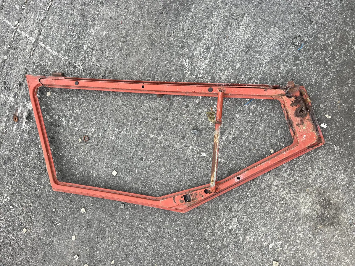 Selection of Fiat/New Holland/Massey Doors & Parts - Image 2