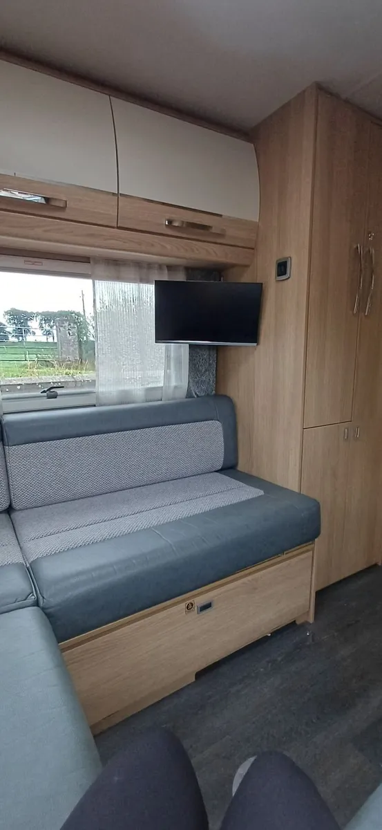 Motorhome - Image 3