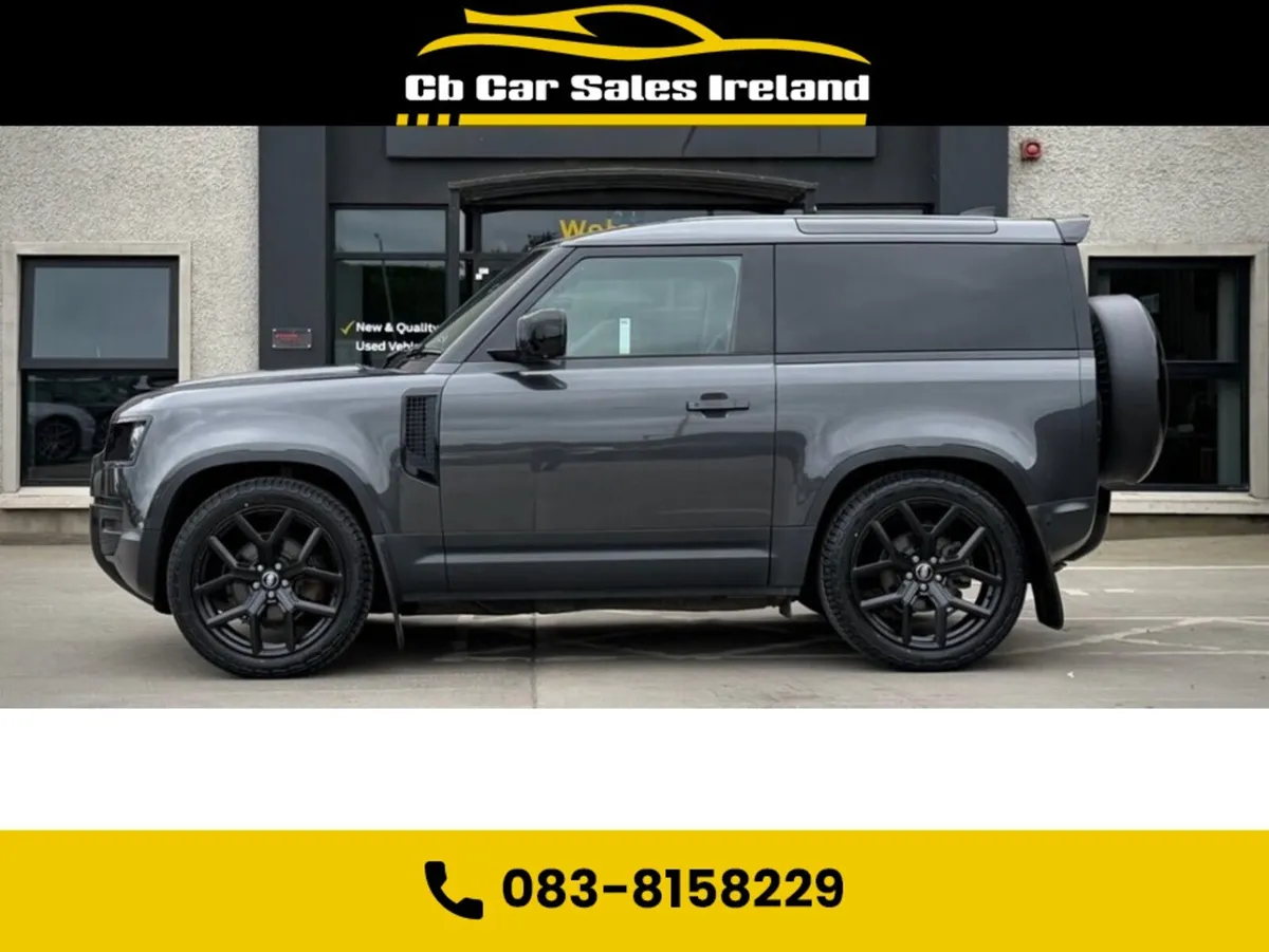 Land Rover Defender HARD TOP SE D MHEV - Image 4