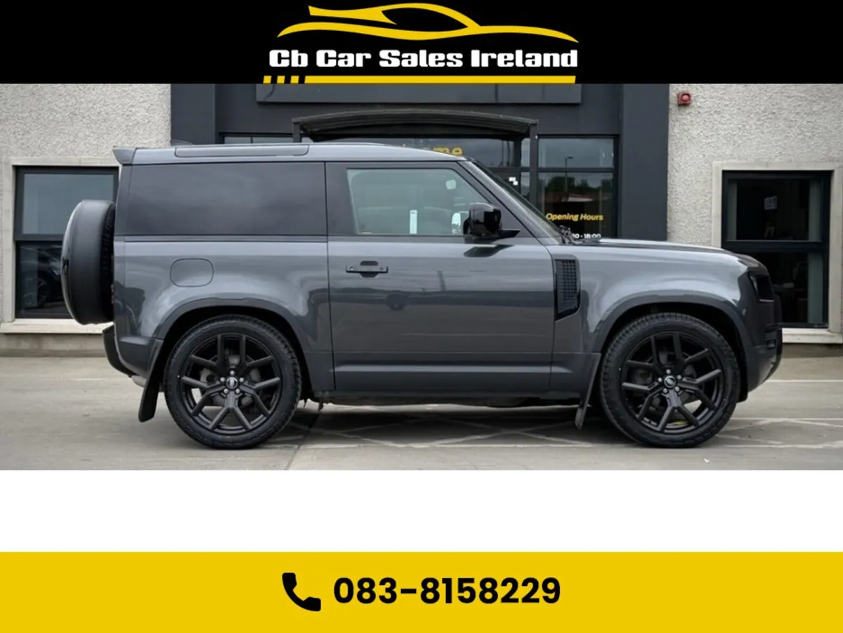 Land Rover Defender HARD TOP SE D MHEV - Image 3