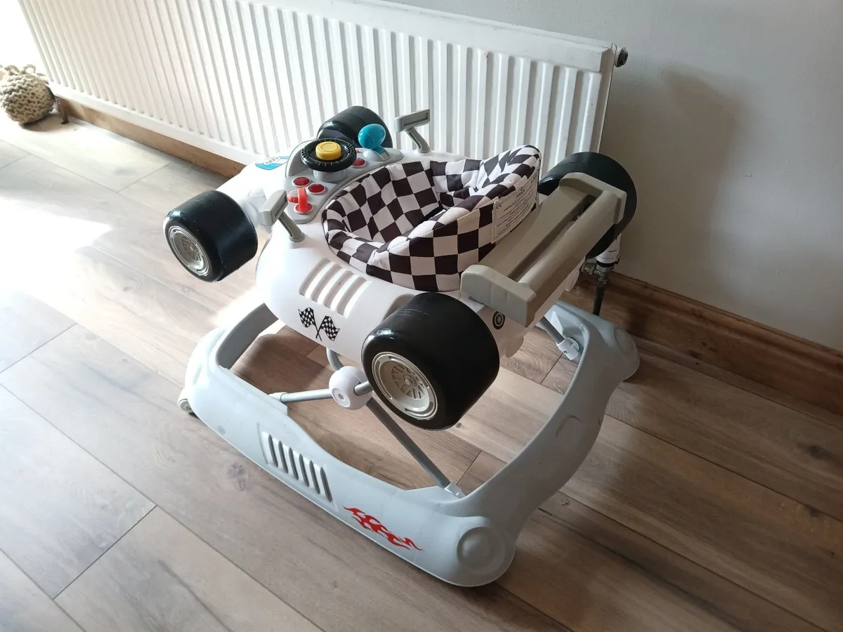 Baby walker - Image 2