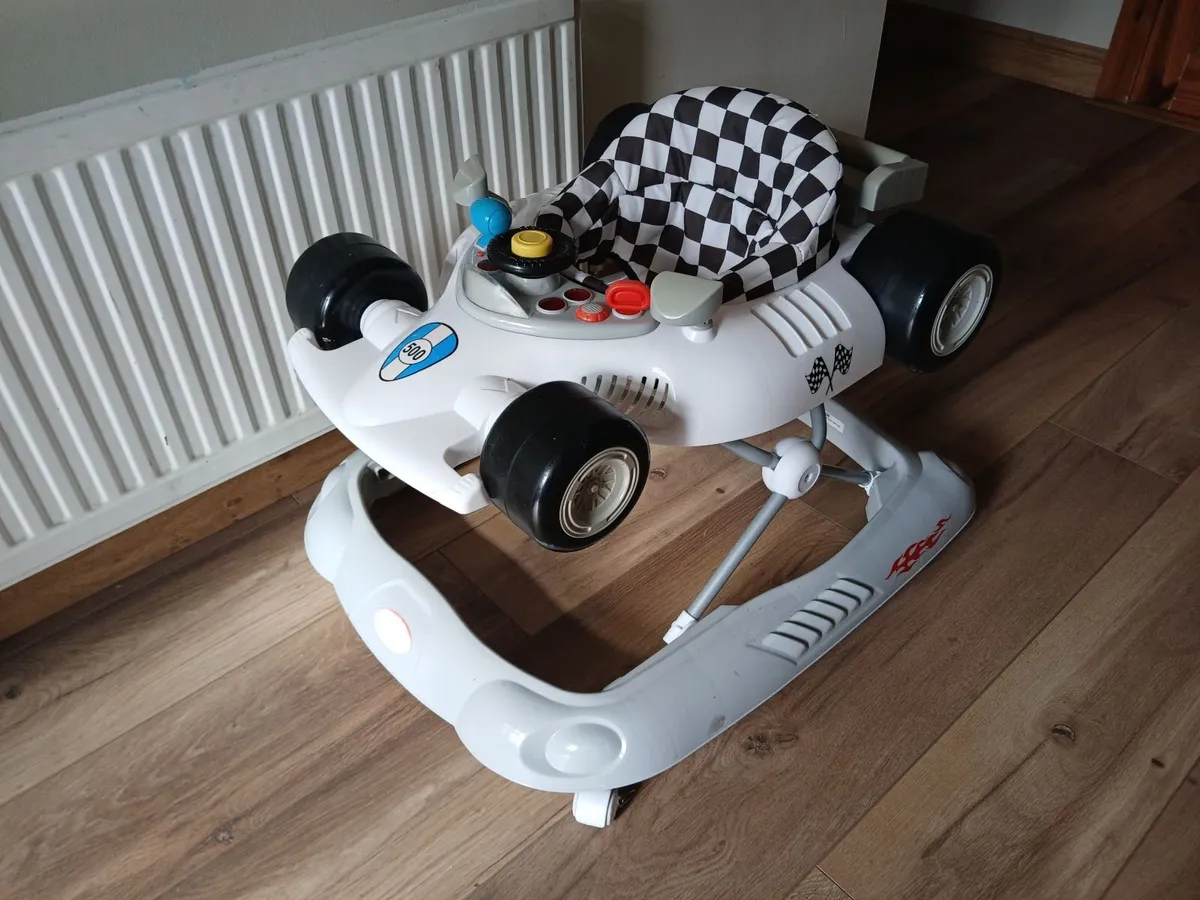 Baby walker - Image 1