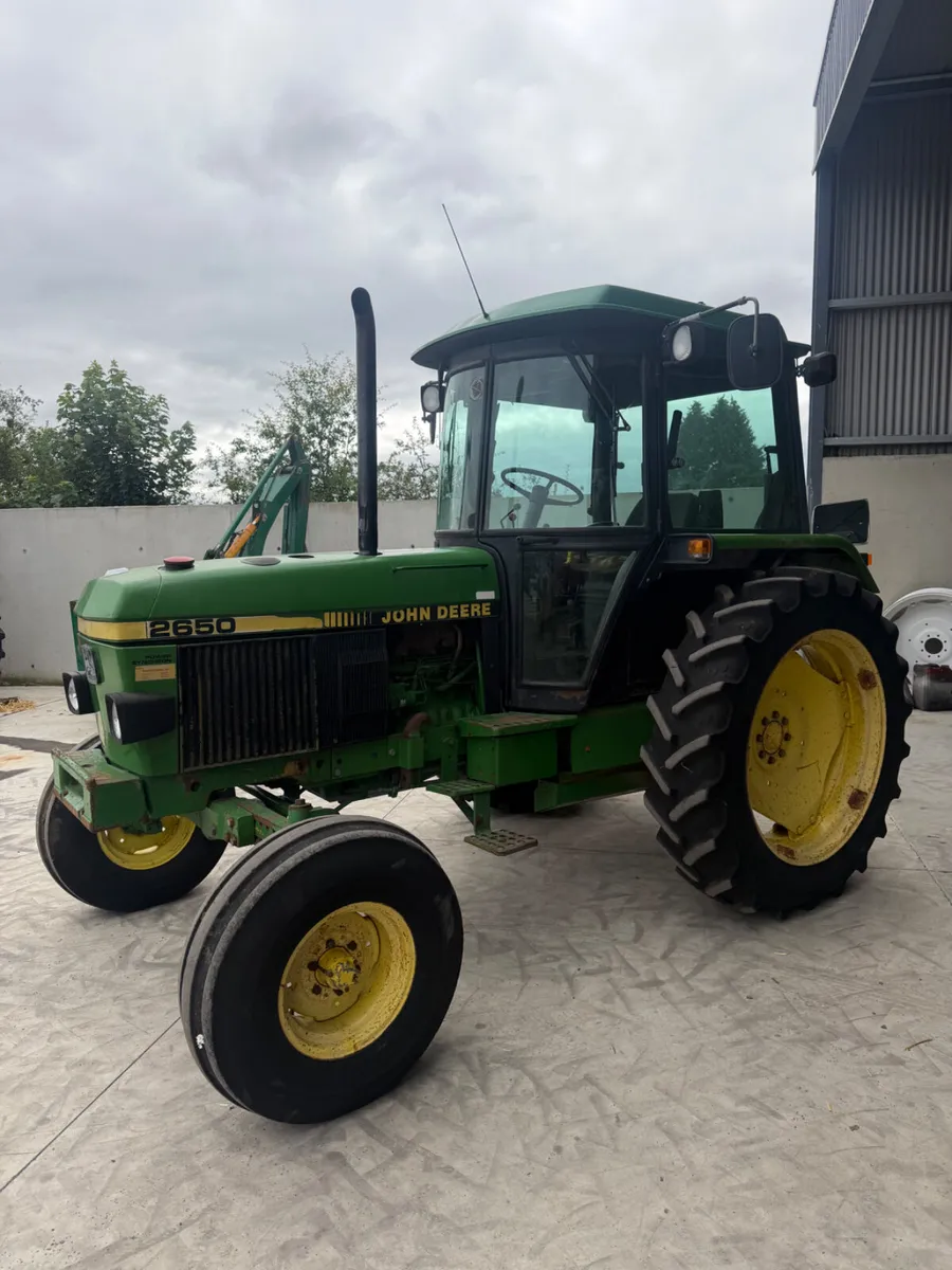 John Deere 2650 - Image 1