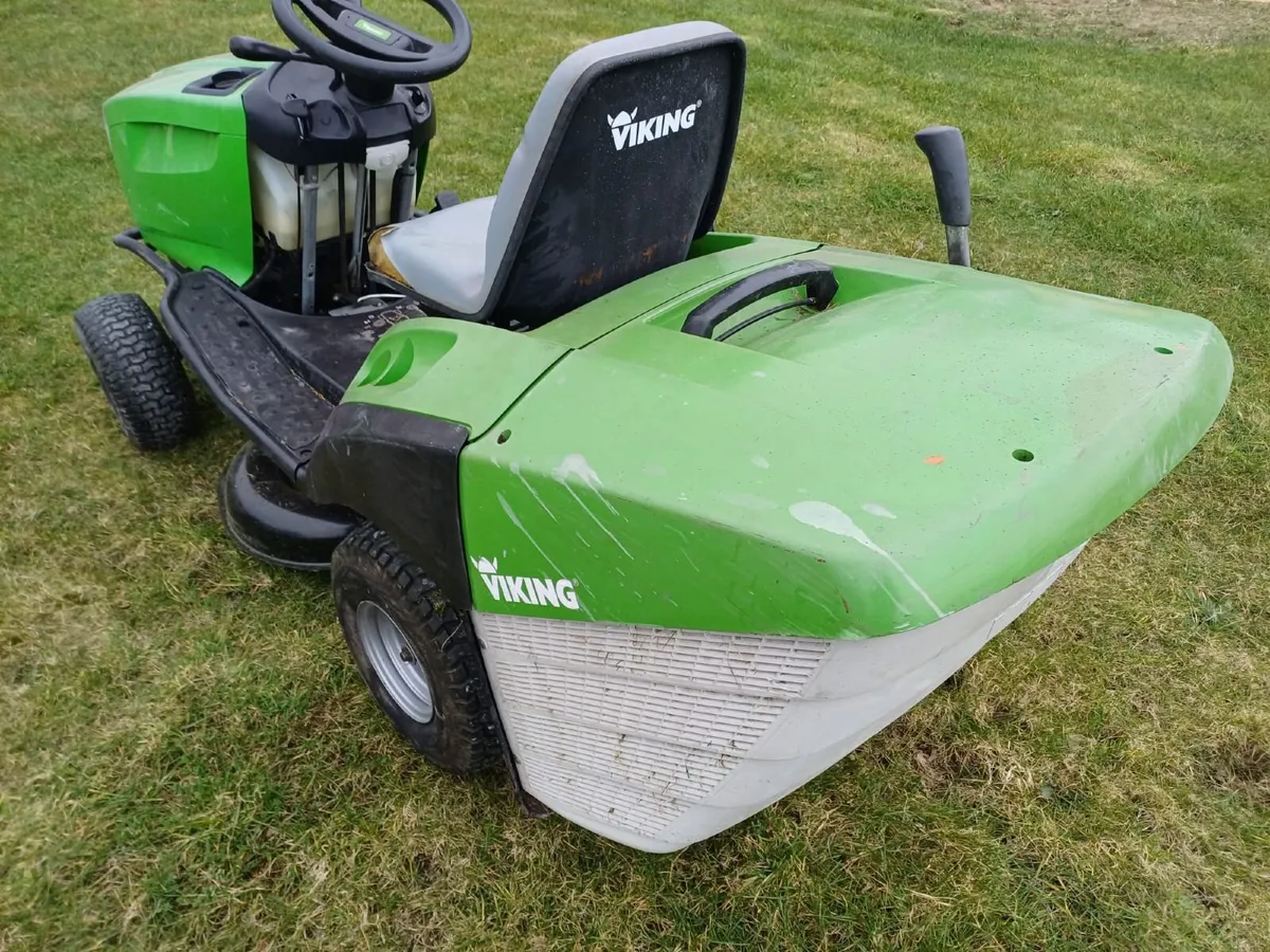 Ride on lawnmower - Image 3