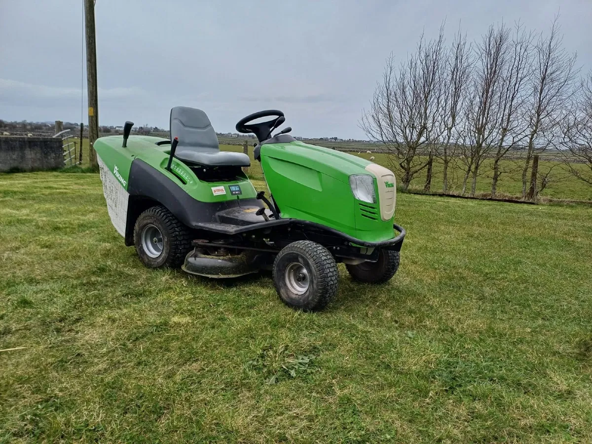 Ride on lawnmower - Image 2