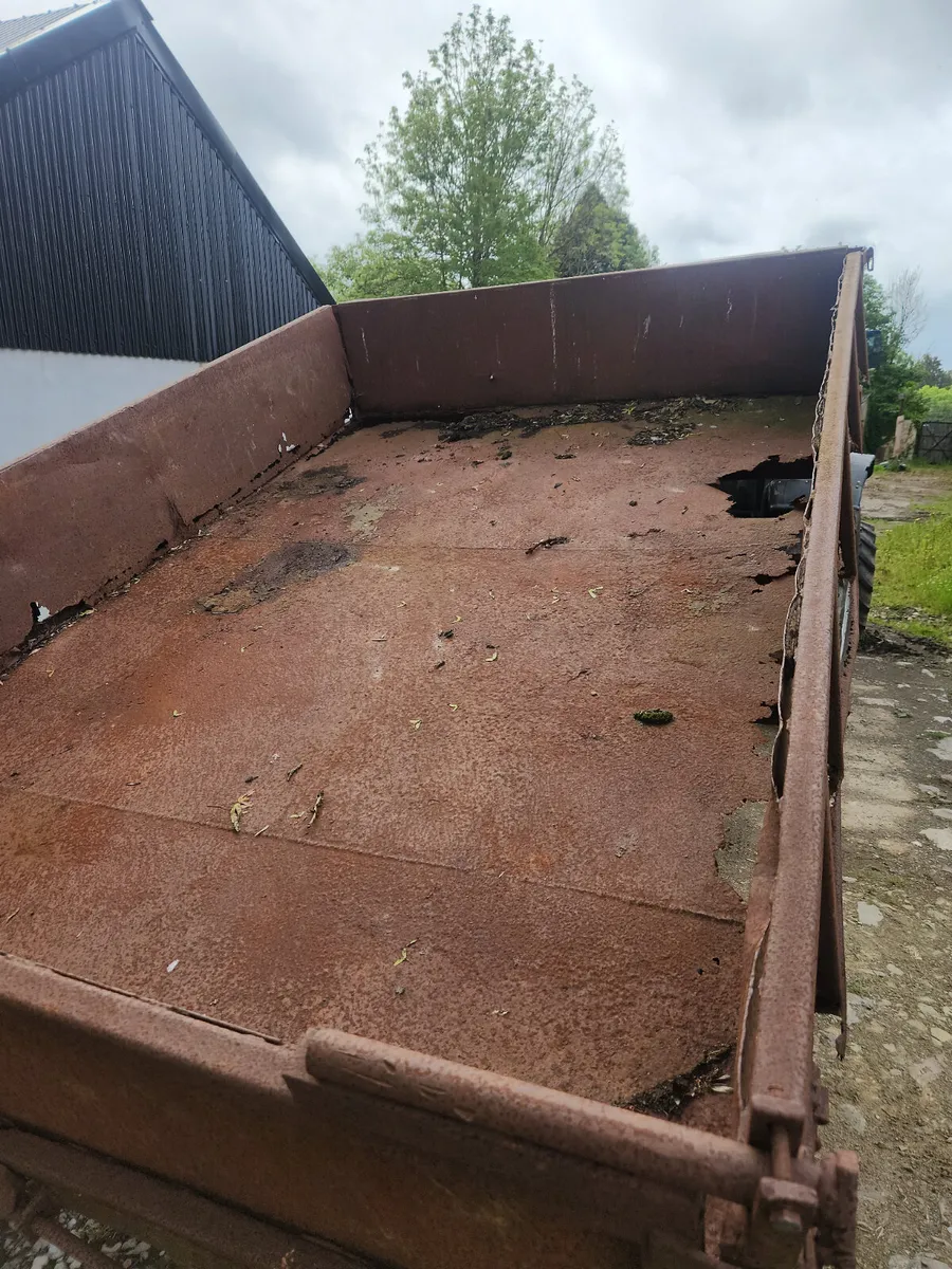 Tipping Trailer - Image 3