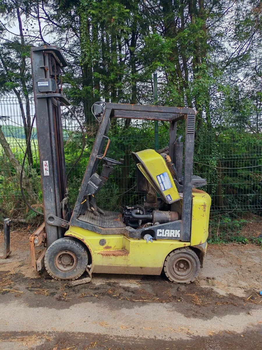 Forklifts X 2 - Image 1