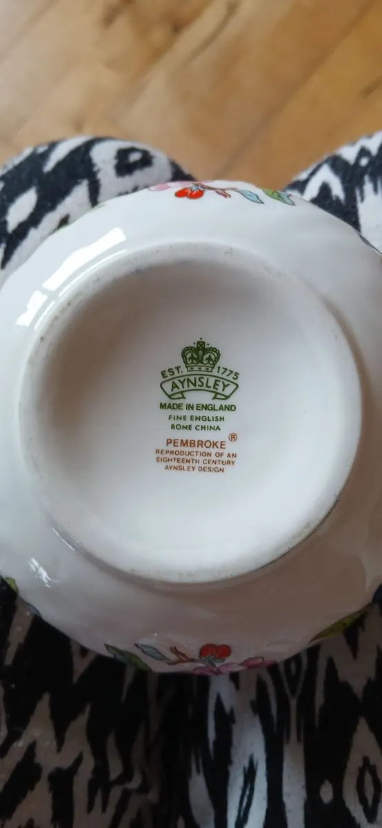 Aynsley  collection - Image 4