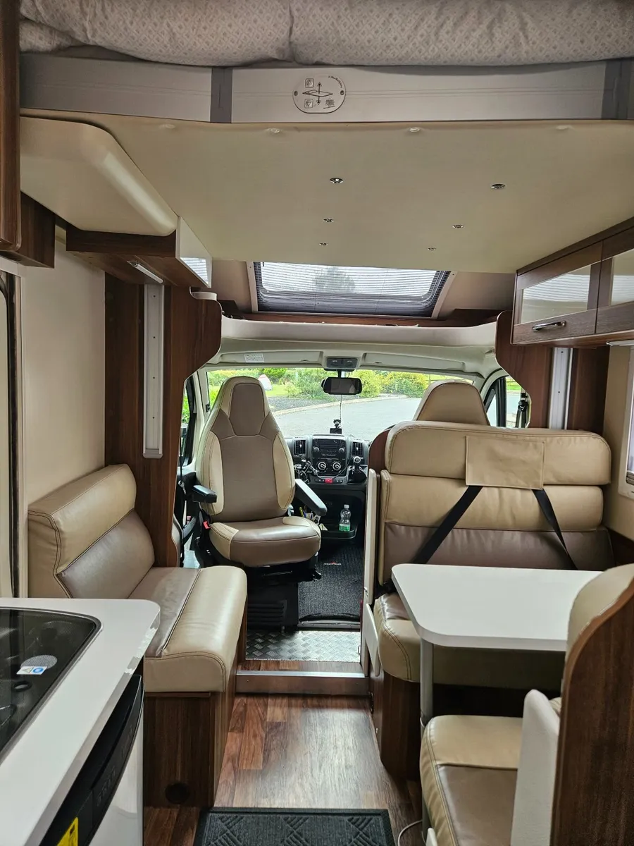 Motorhome - Image 3