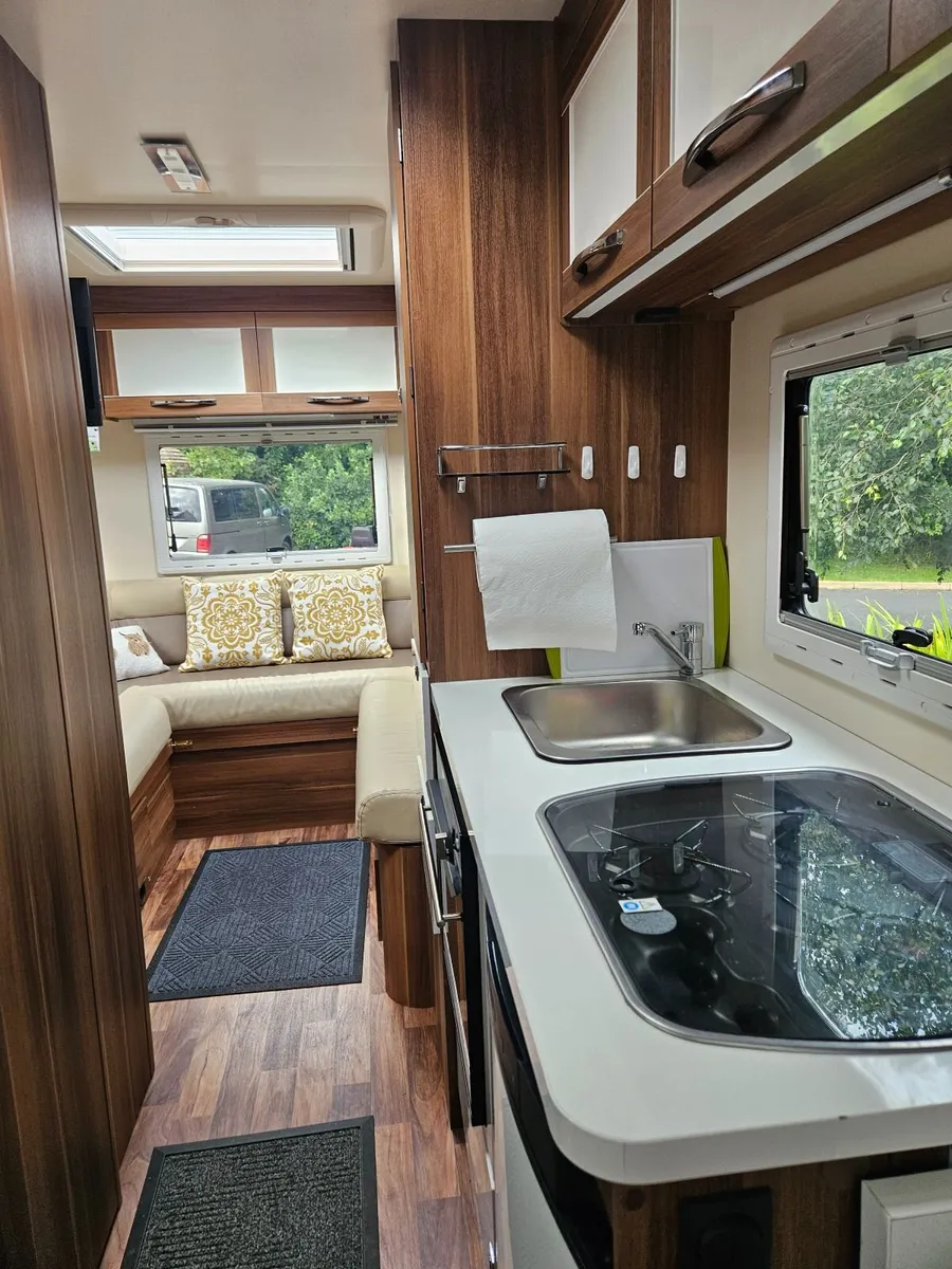 Motorhome - Image 4