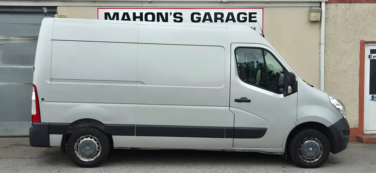 Renault Master 2014 - Image 2